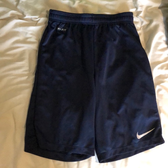 Nike dri fit shorts - Picture 1 of 4